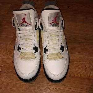 AIR JORDAN WHITE CEMENT 4s (JUMPMAN ON BACK)